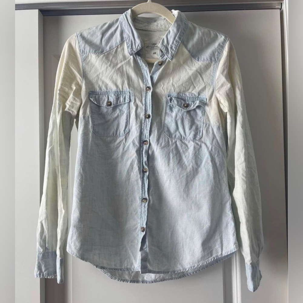 Women’s Light Blue Long Sleeve Button Up Shirt
